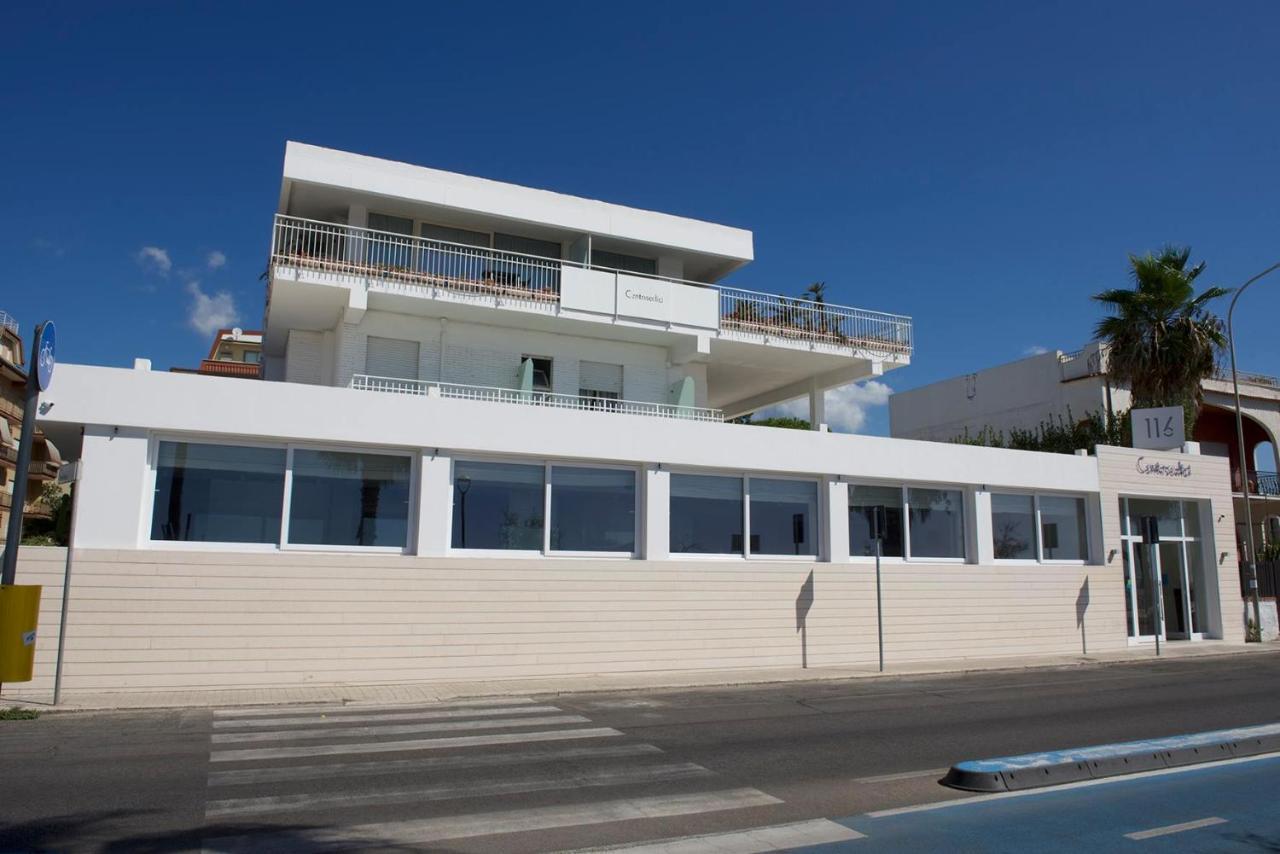 Hotel Ristorante Centosedici Terracina Exterior photo